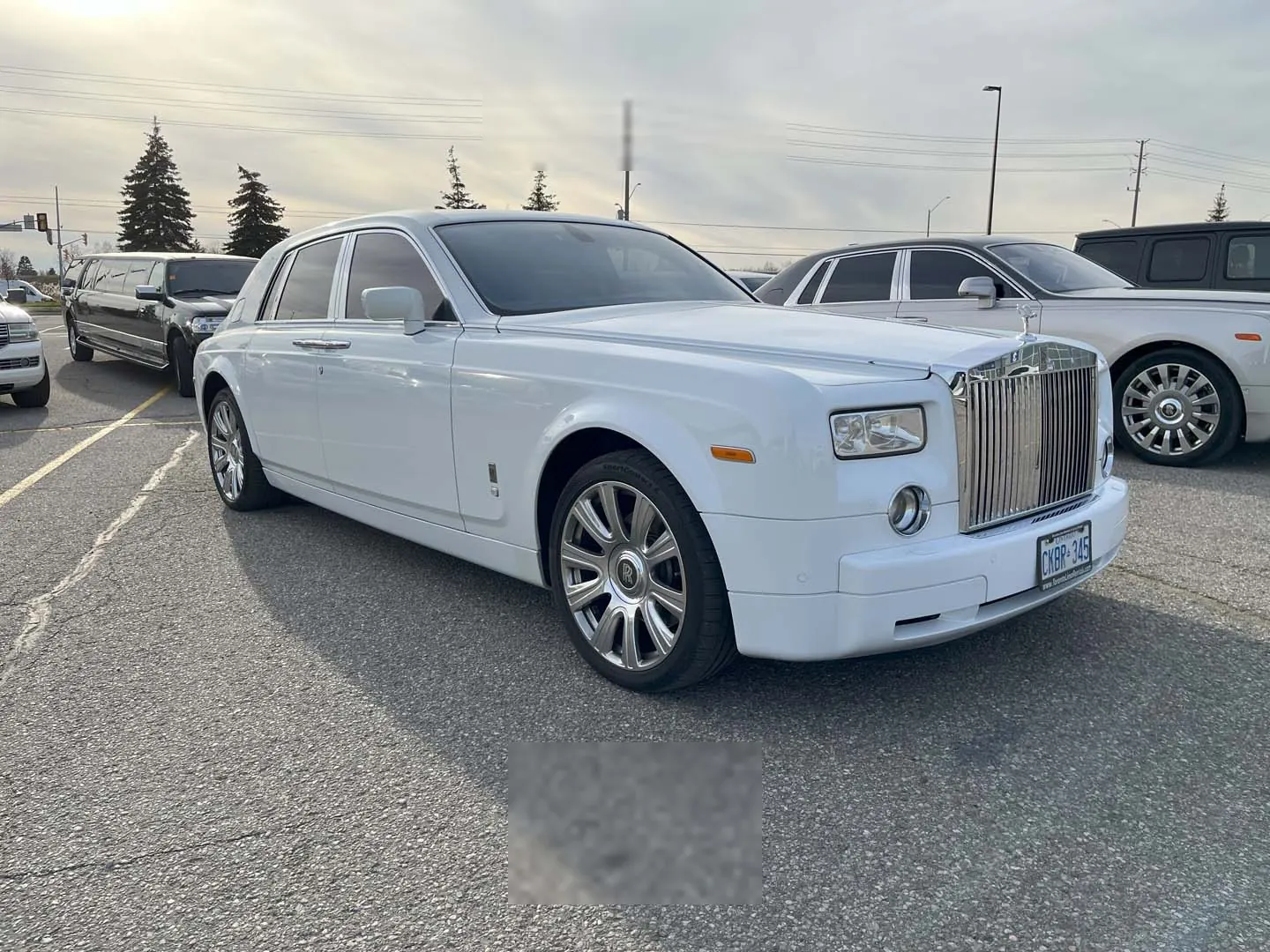 Rolls Royce Phantom - 4 Passengers
